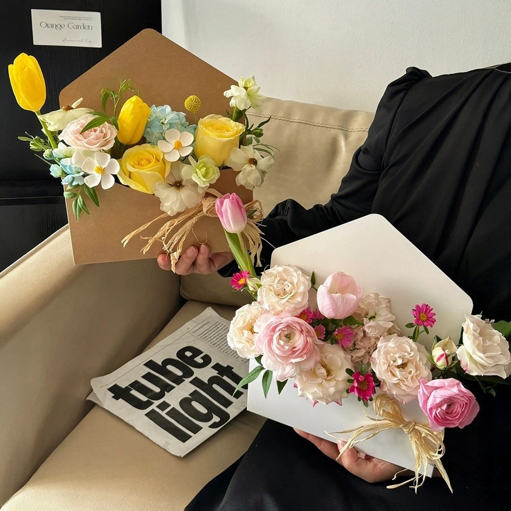 Boîte cadeau en carton en form - Florist Flower Supply avis et prix